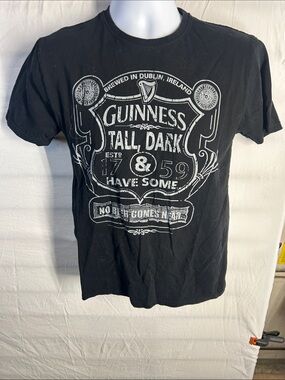 Guinness Black Short Sleeve Graphic Tee with White Vintage Logo